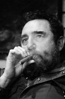 古巴领导人卡斯特罗是一位真正的雪茄迷