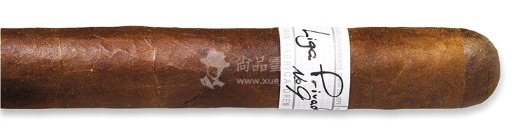 Liga Privada No. 9 Corona Doble.jpg